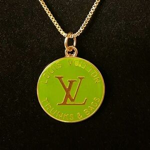 Louis Vuitton Peridot Green Pull Pendant Charm